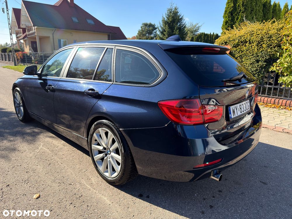 BMW Seria 3 320d - 4