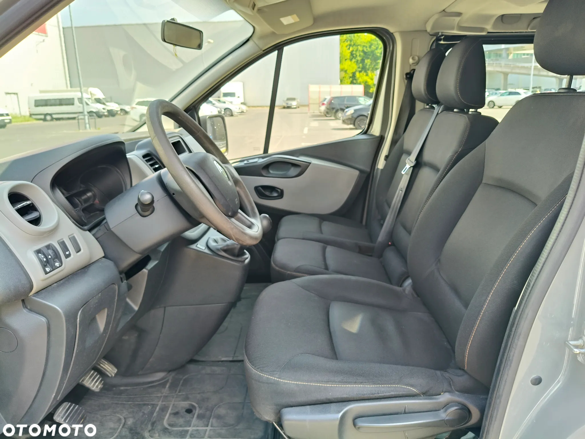 Renault Trafic - 9