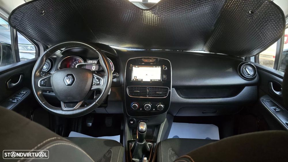 Renault Clio Sport Tourer 0.9 TCe Limited - 19