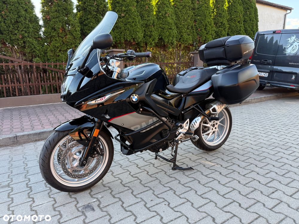 BMW F - 18