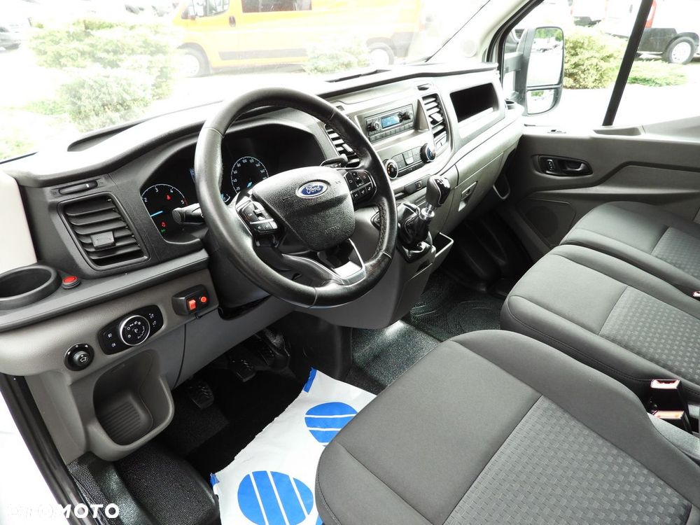 Ford TRANSIT  PLANDEKA 8 PALET TEMPOMAT LEDY BLIŹNIACZE KOŁA KLIMATYZACJA  130KM - 3