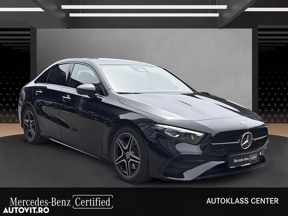 Mercedes-Benz A 220 Sedan 4Matic MHEV 8G-DCT - 7