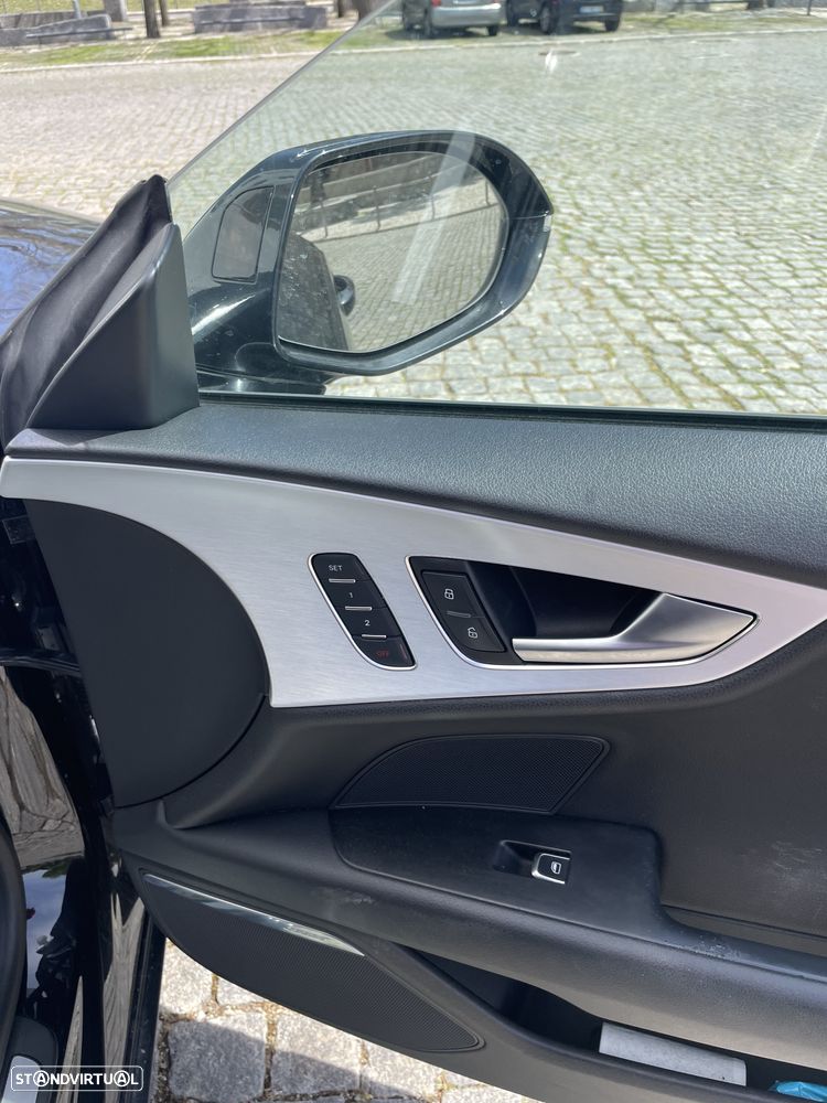 Audi A7 Sportback 3.0 TDI V6 Multitronic - 32