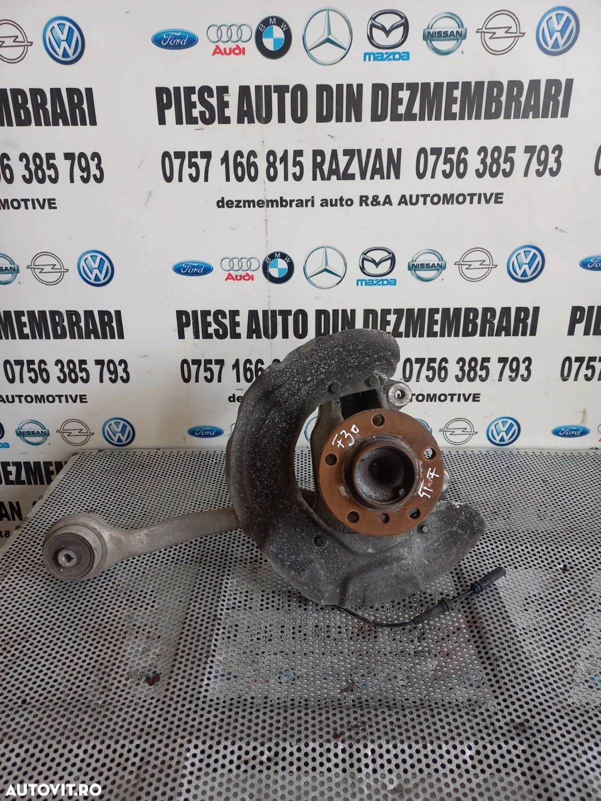 Fuzete Fuzeta Fata Bmw F30 F31 Stanga Sdrive - Dezmembrez Bmw - Dezmembrari Arad - 1