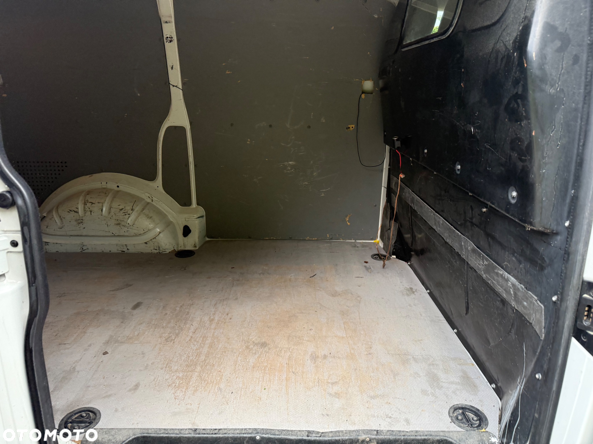 Volkswagen Transporter - 14