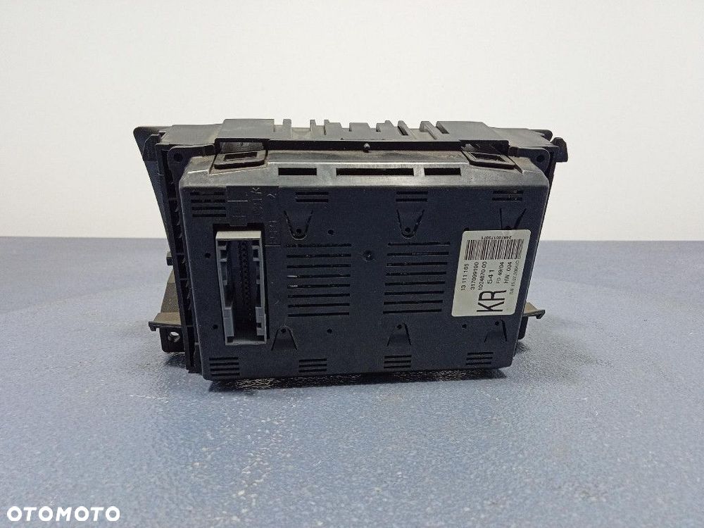 OPEL ASTRA III H RADIO CD30 MP3 WYŚWIETLACZ KOMPLET 13154304 - 13