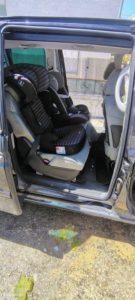 Peugeot 807 2.2 HDi Navteq - 12