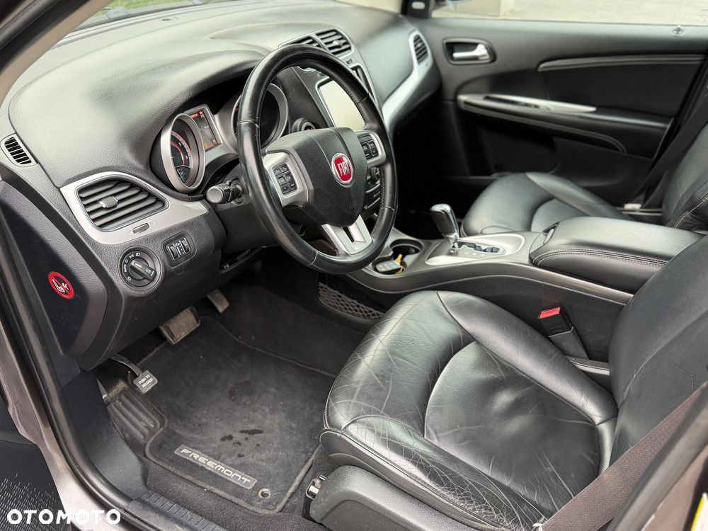 Fiat Freemont 2.0 Multijet 16V DPF Automatik Allrad Black Code - 12