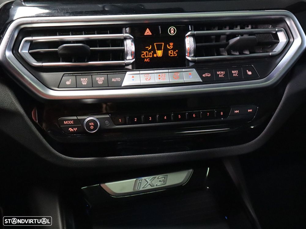 BMW iX3 M Sport Impressive - 24