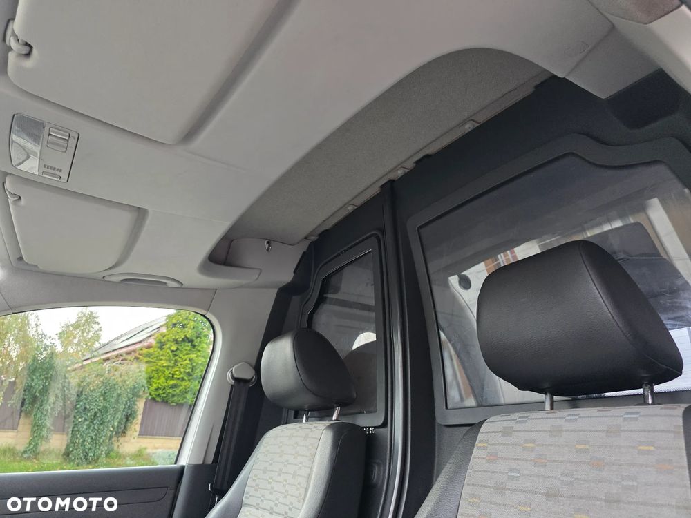 Volkswagen Caddy - 25
