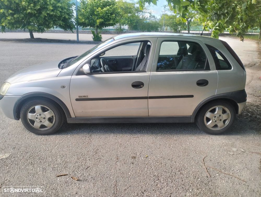 Opel Corsa 1.7 DTi 16V Elegance - 4