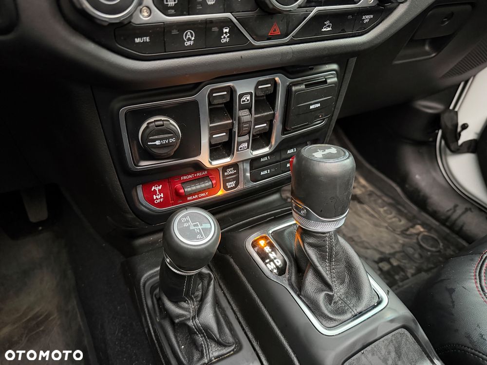 Jeep Wrangler Unlimited GME 2.0 Turbo Rubicon - 25