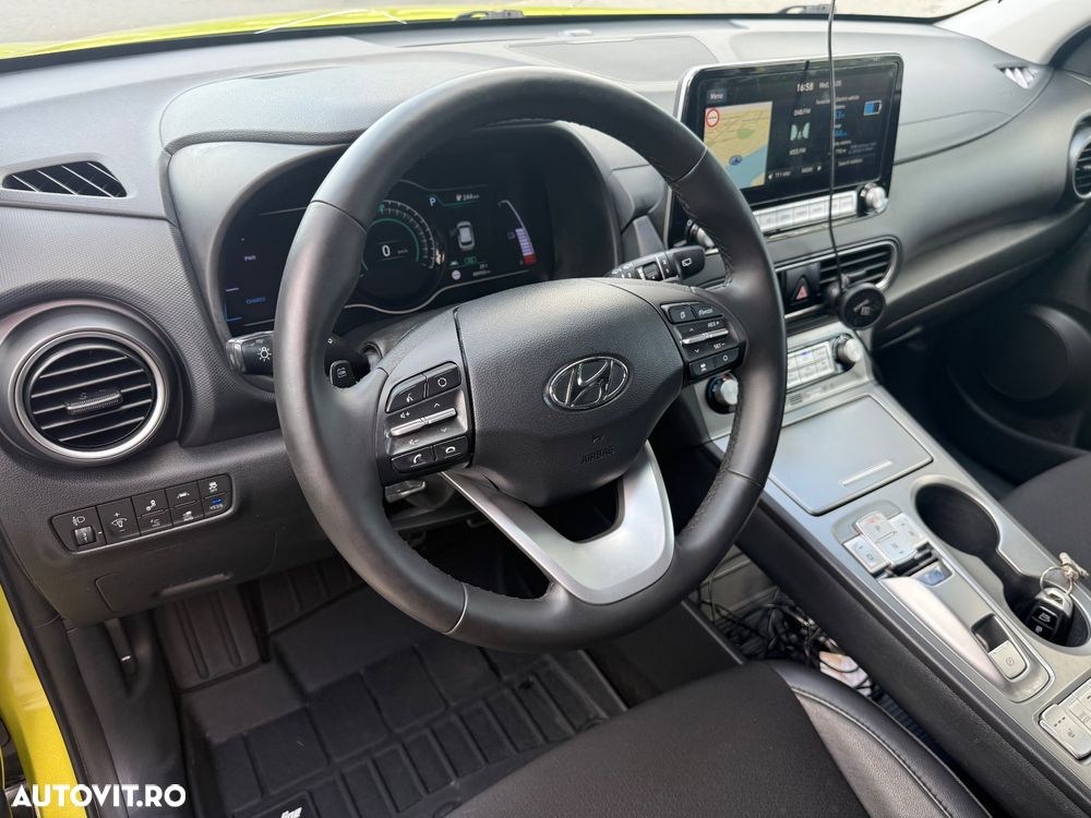 Hyundai KONA 204CP Luxury+ - 32