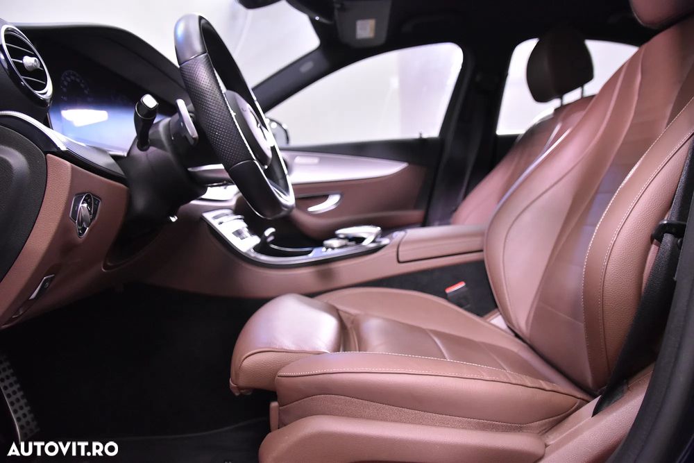 Mercedes-Benz E - 22