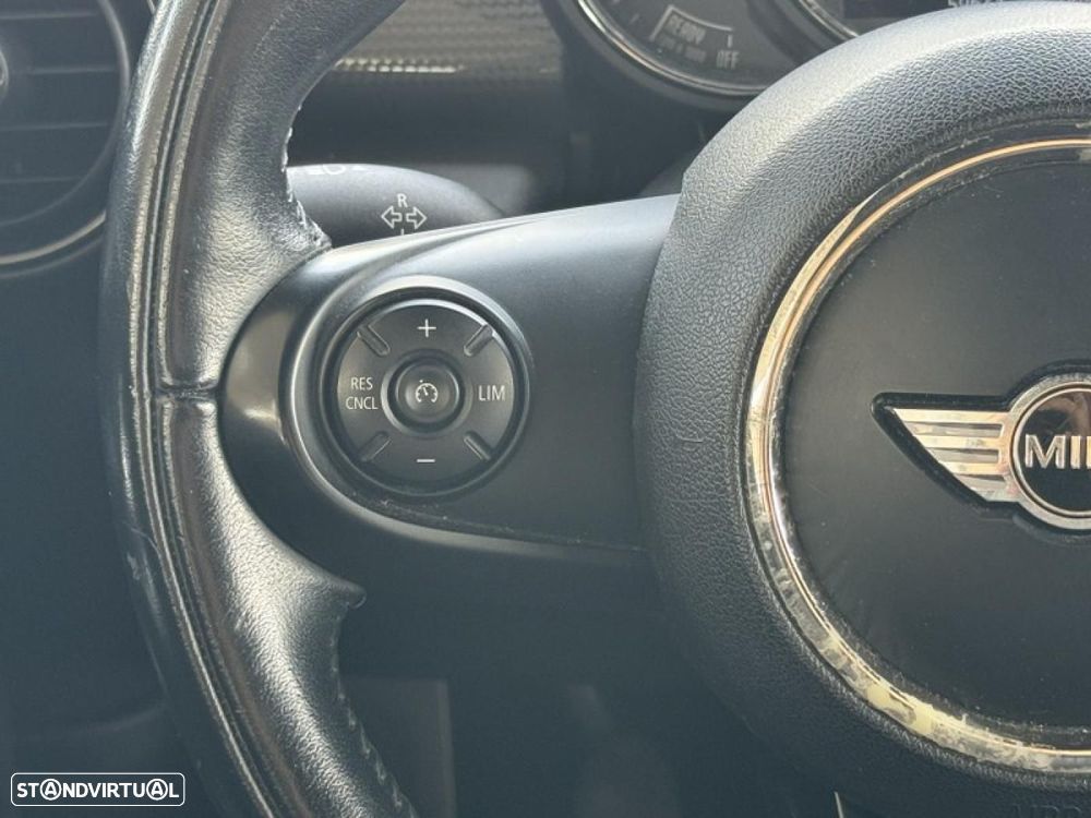 MINI Cabrio Cooper D - 10