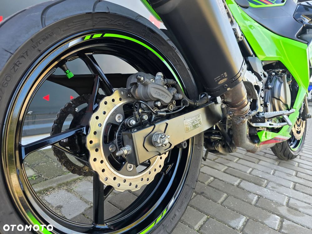 Kawasaki Ninja 400 - 19