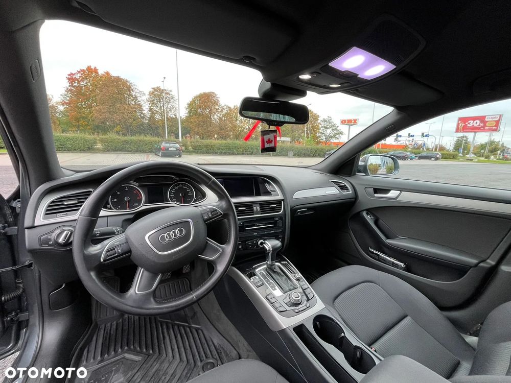 Audi A4 Limousine - 9