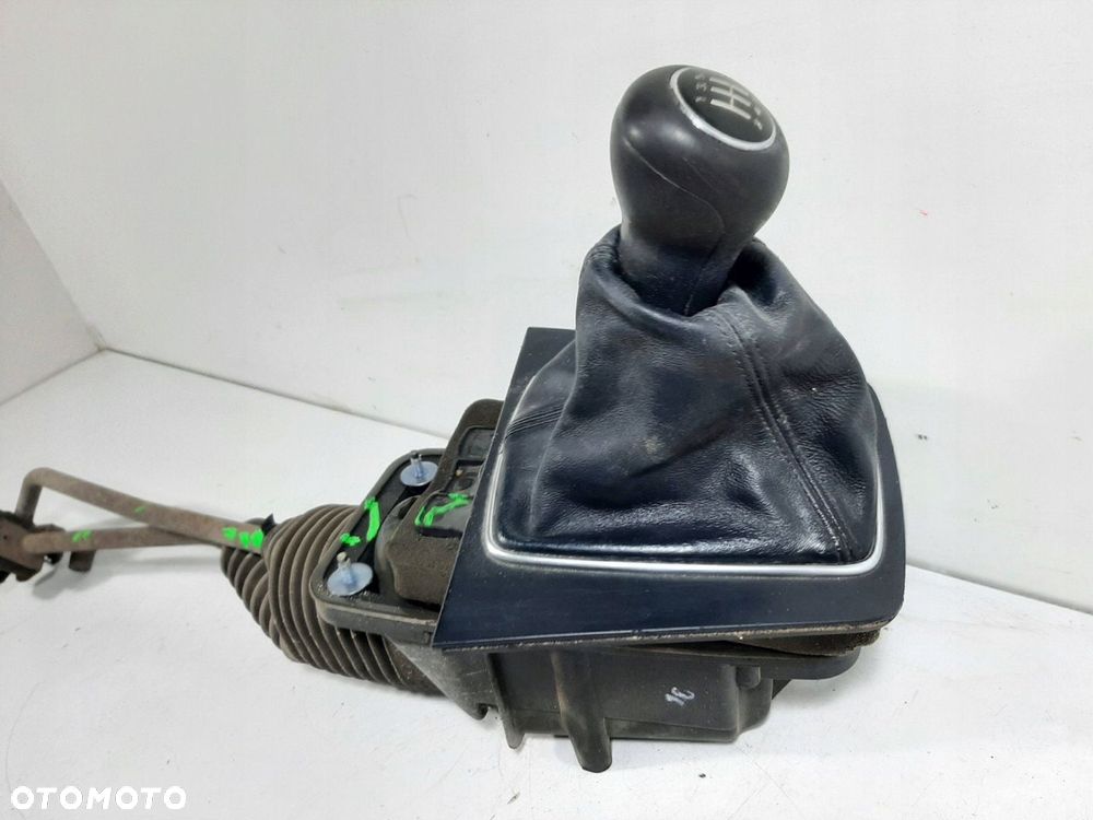 AUDI A4 B7 KOMBI 1.6 06R WYBIERAK LEWAREK BIEGOW - 3