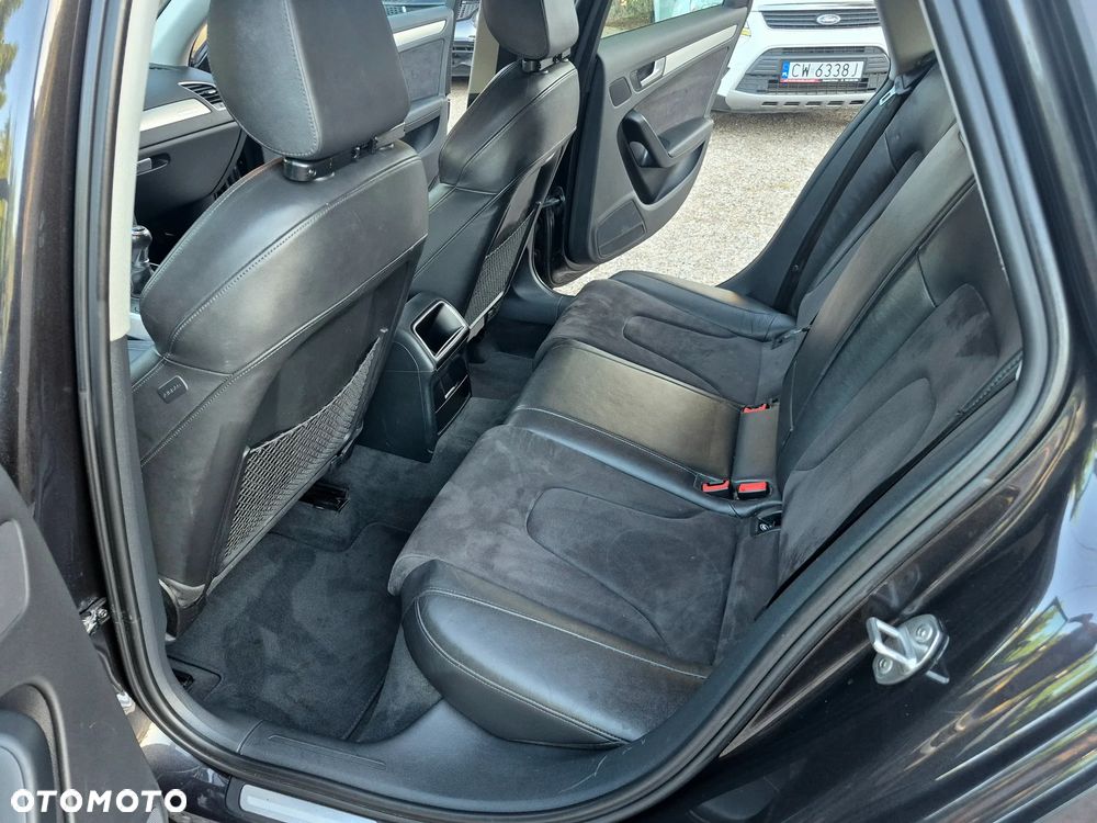 Audi A4 Avant 2.0 TDI DPF quattro S line Sportpaket - 15