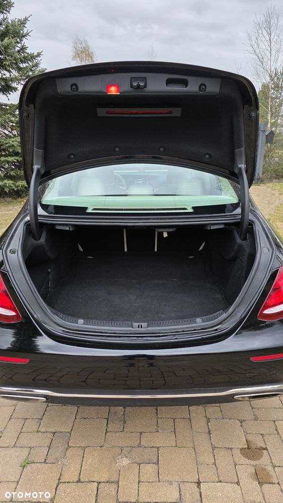 Mercedes-Benz Klasa E 350 9G-TRONIC - 8