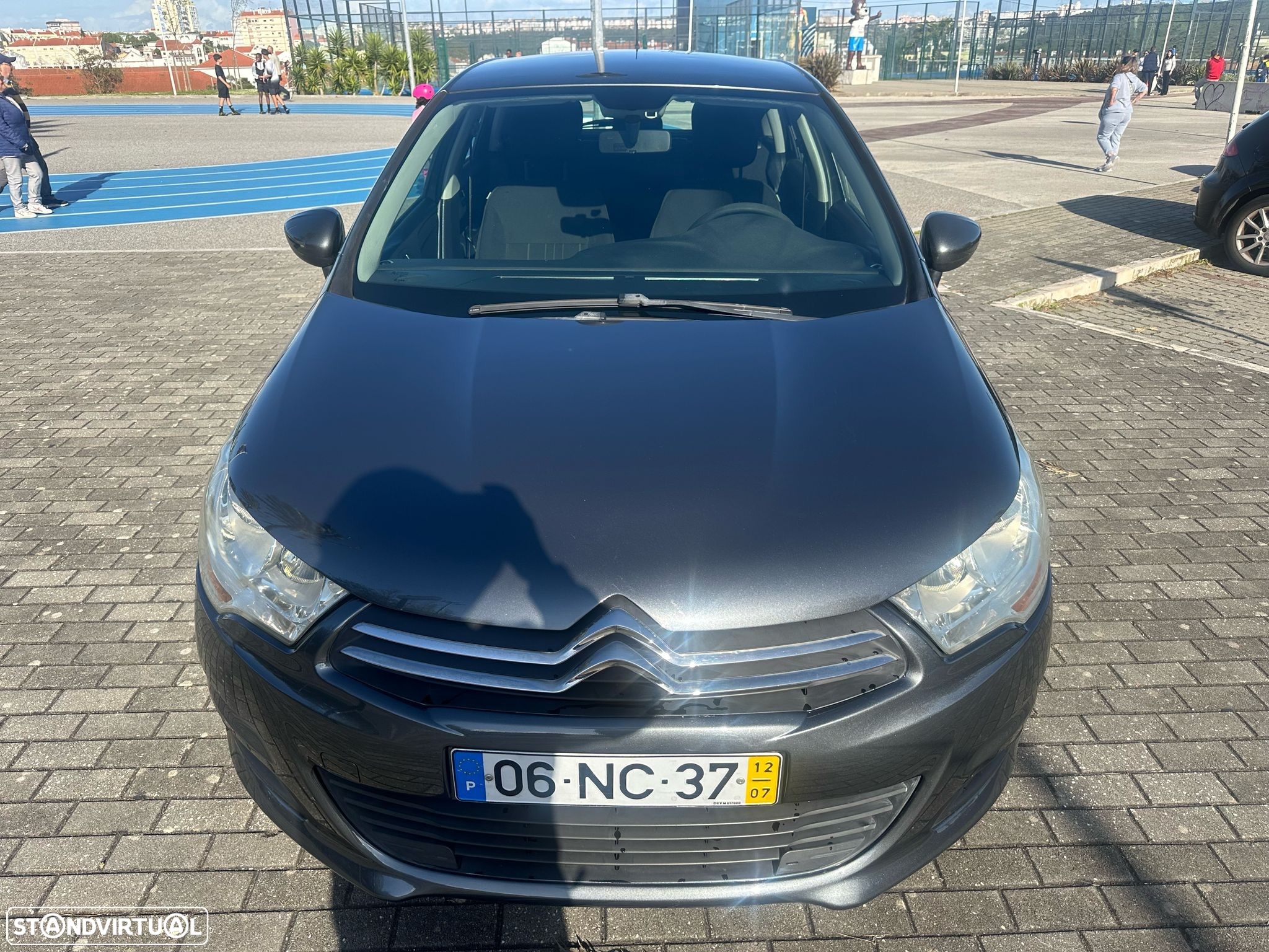 Citroën C4 1.6 HDi Attraction - 12