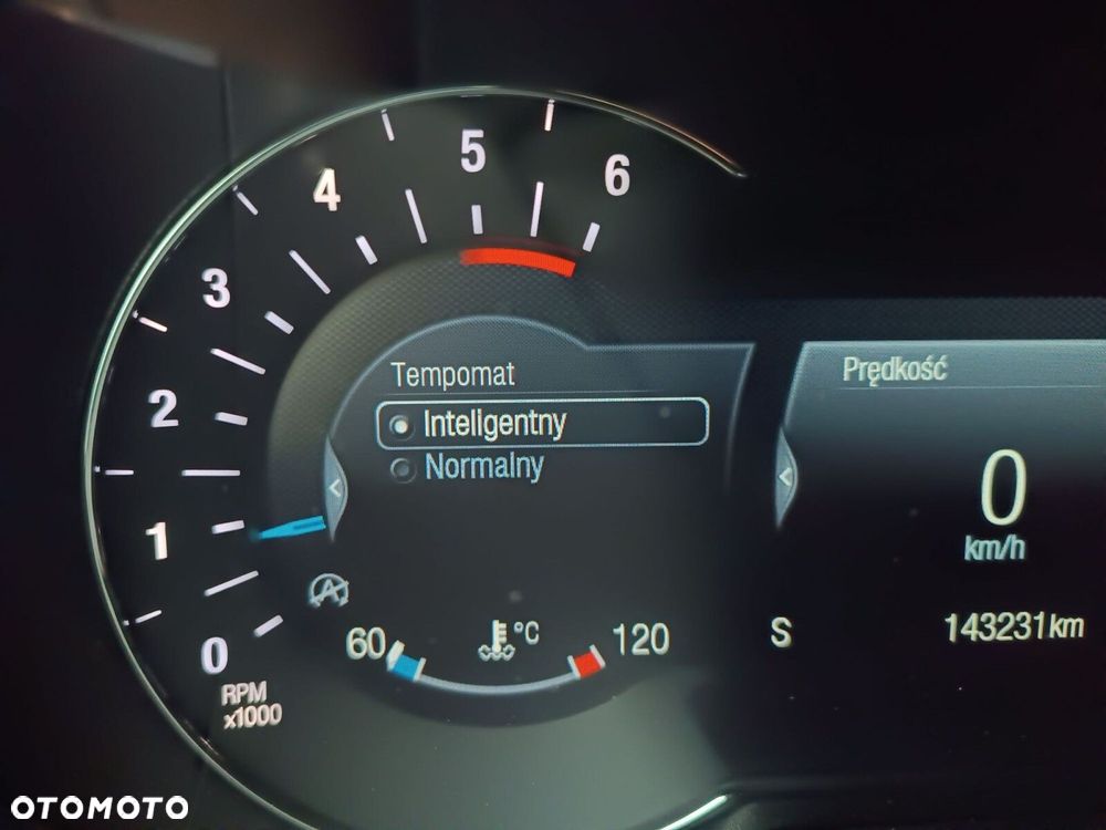 Ford Mondeo 2.0 EcoBlue Titanium - 19