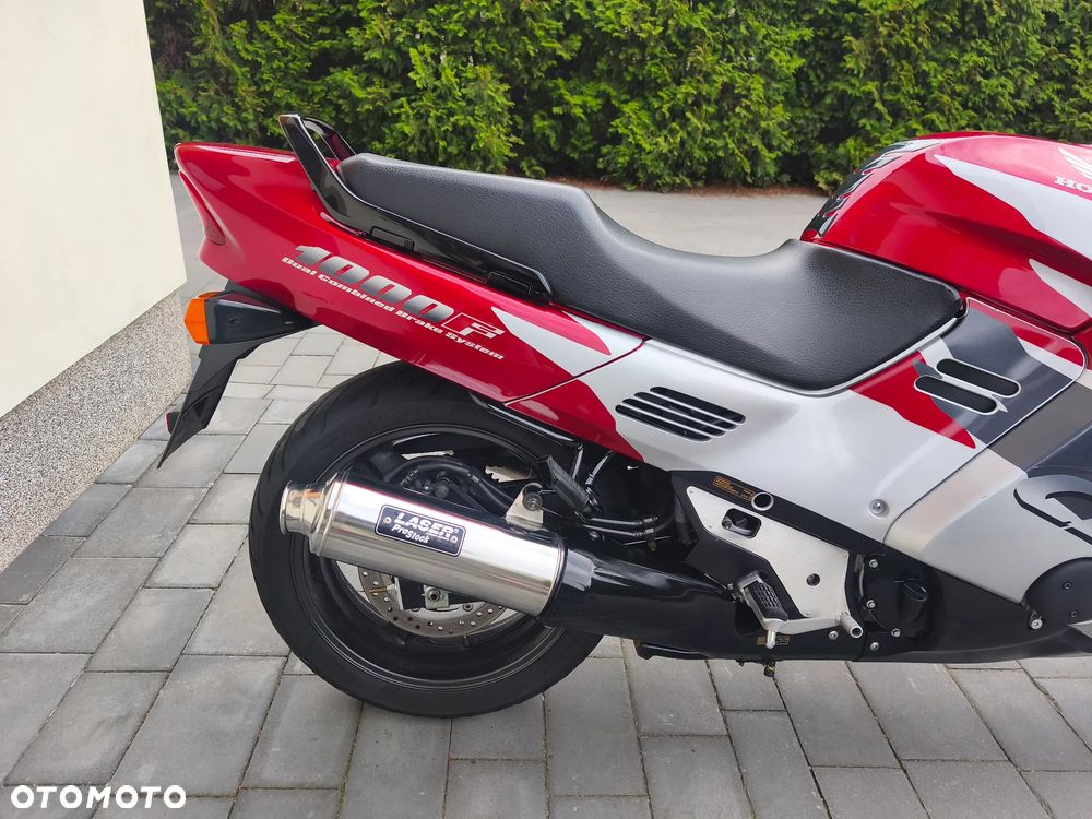 Honda CBR - 13