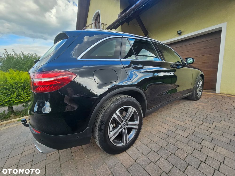 Mercedes-Benz GLC - 22