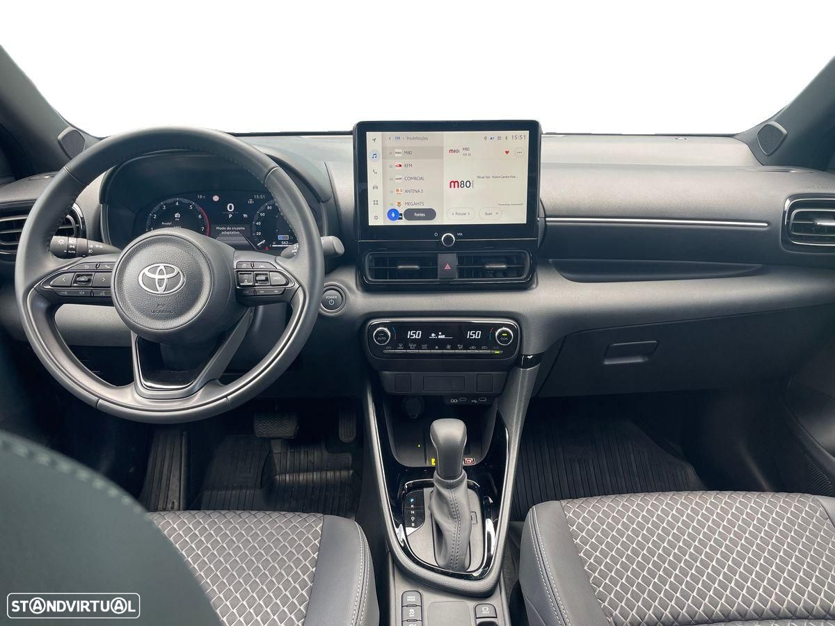 Toyota Yaris - 8