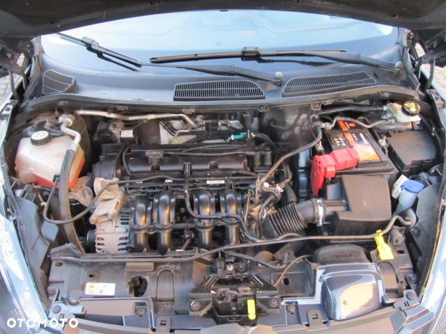 Ford Fiesta 1.25 Celebration - 31