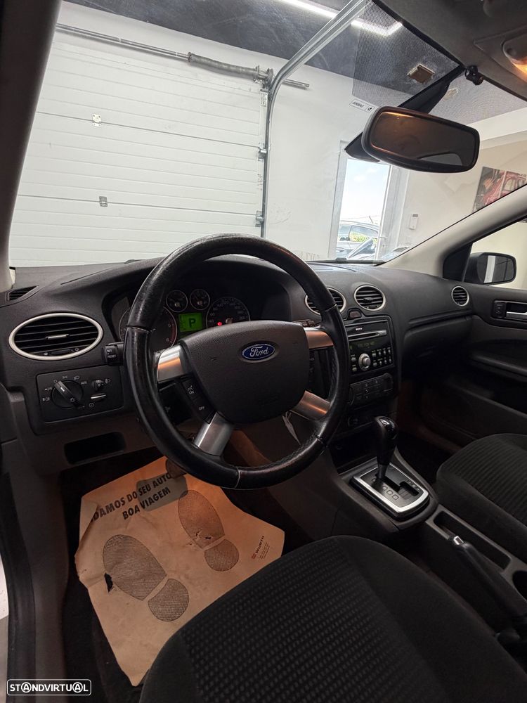Ford Focus 1.6 TDCi Ghia CVT - 6
