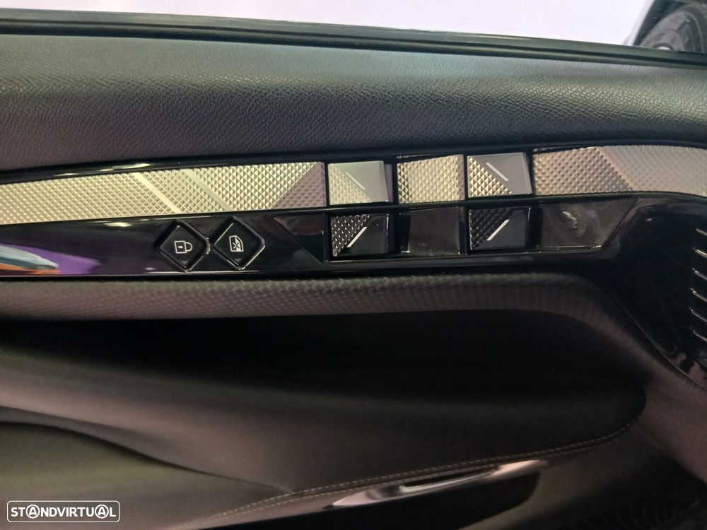 DS DS4 1.5 BlueHDi Rivoli Cross EAT8 - 27