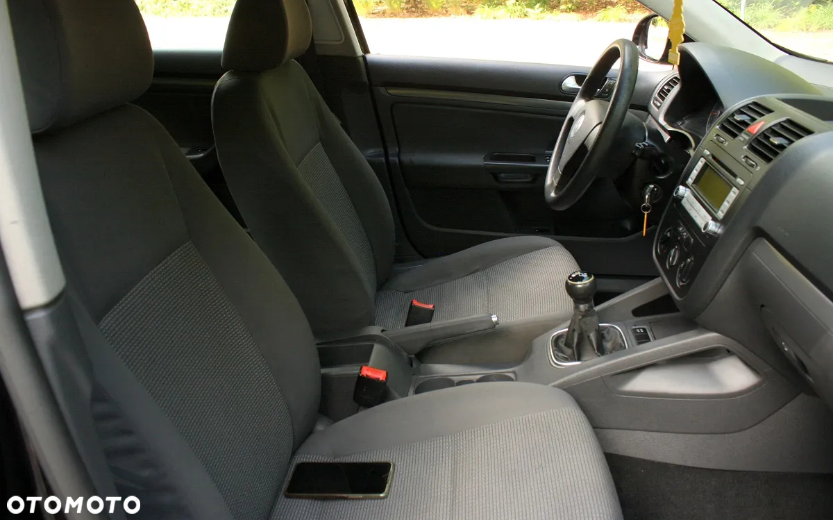 Volkswagen Jetta 1.9 TDI Comfortline - 8