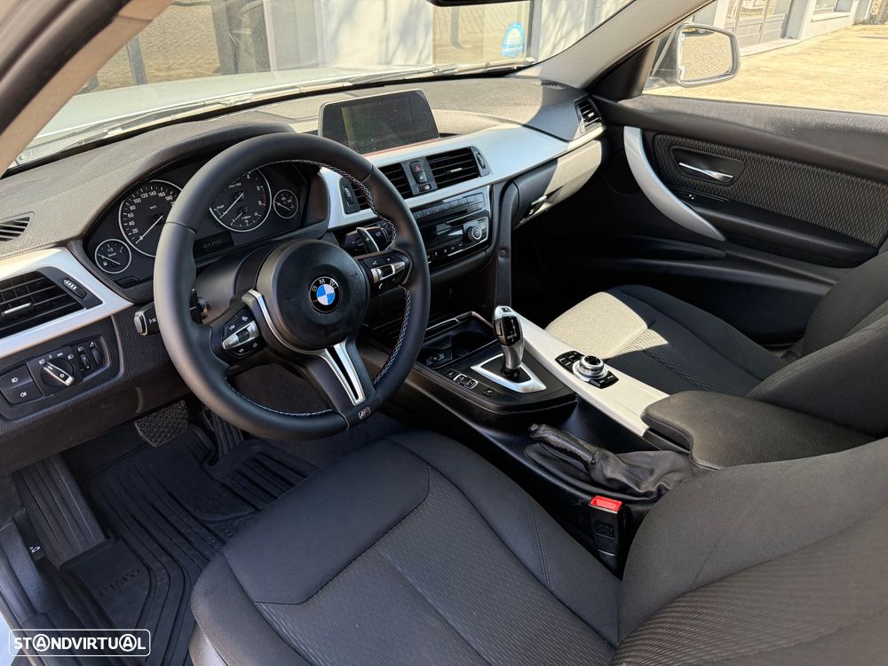 BMW 318 d Aut. - 13