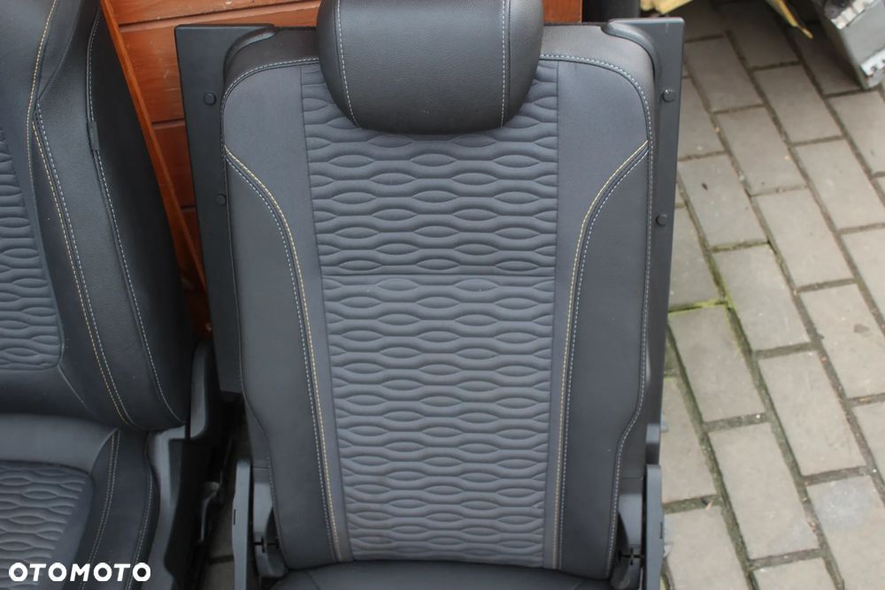 KOMPLET PRZEKŁADKA FOTELE BOCZKI PLASTIKI WYKŁADZINA PASY OPEL ZAFIRA C 7 OSÓB PÓŁSKÓRA - 3