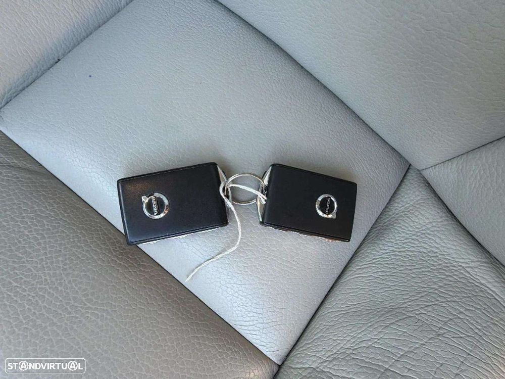 Volvo V90 2.0 D4 Momentum Plus Geartronic - 16