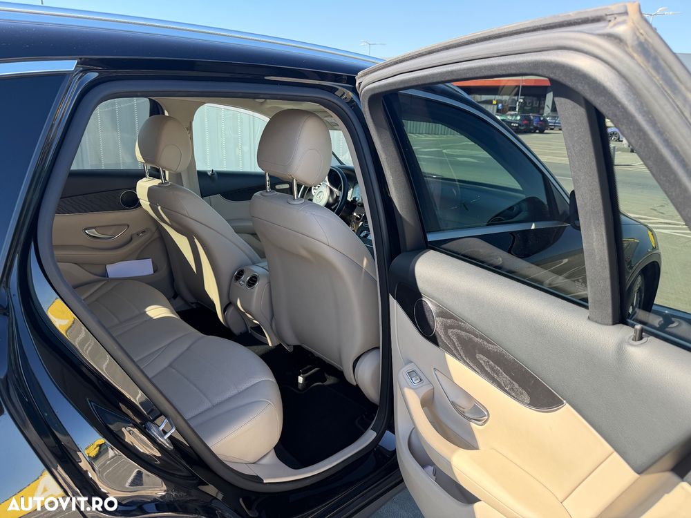 Mercedes-Benz GLC - 13