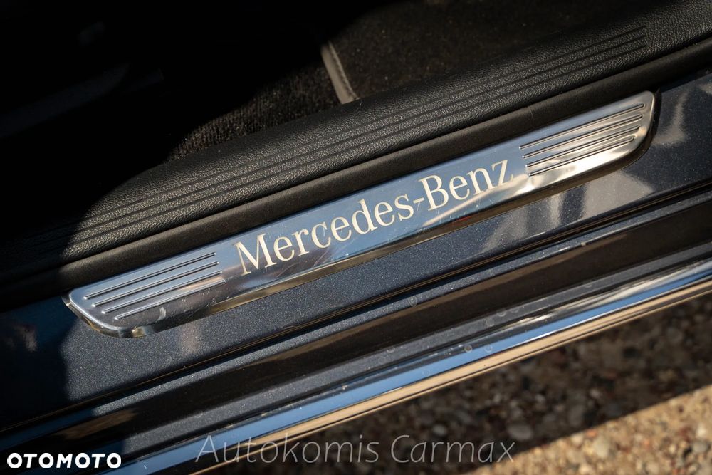 Mercedes-Benz Klasa C 180 9G-TRONIC Edition - 15