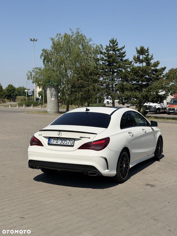 Mercedes-Benz CLA 250 7G-DCT AMG Line - 16