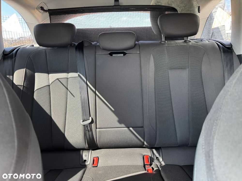 Audi A4 Avant 2.0 TDI S tronic - 19