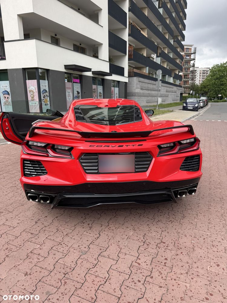 Chevrolet Corvette - 4