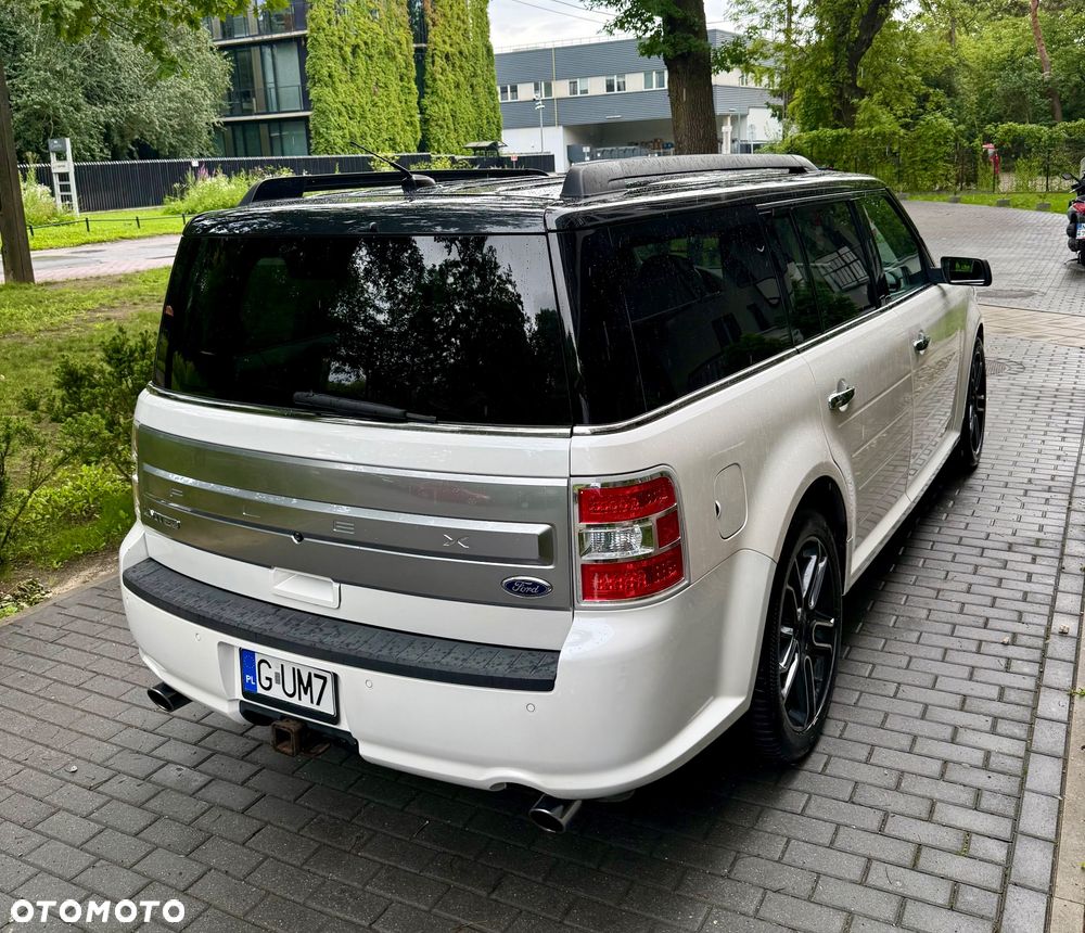 Ford Flex - 4