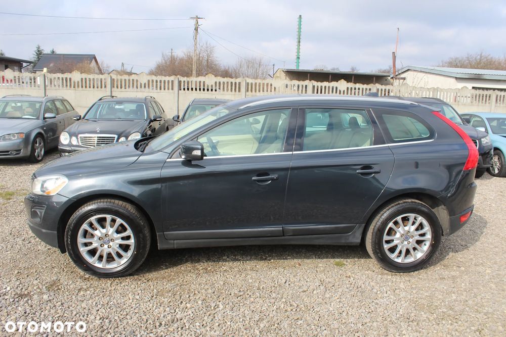 Volvo XC 60 2.4D AWD Summum - 12