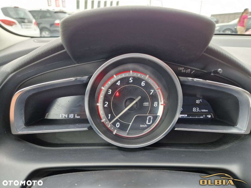 Mazda 2 - 7