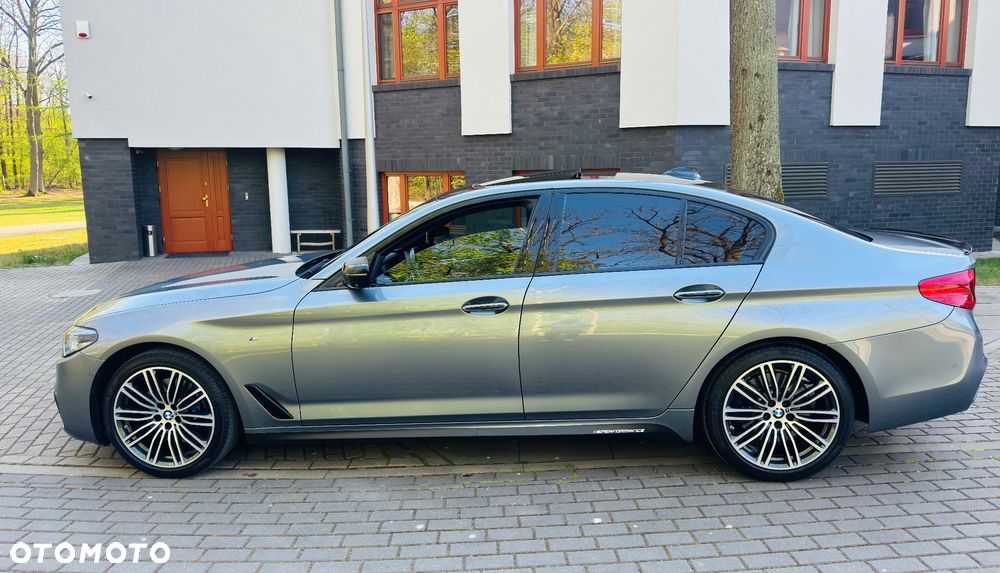 BMW Seria 5 530i xDrive M Sport Edition - 8