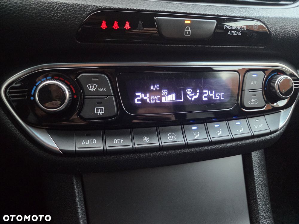 Hyundai i30 - 38