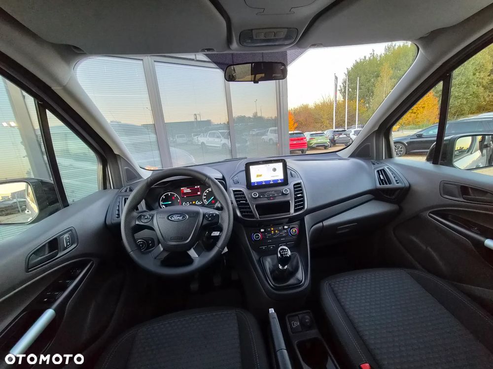Ford Transit Connect - 34