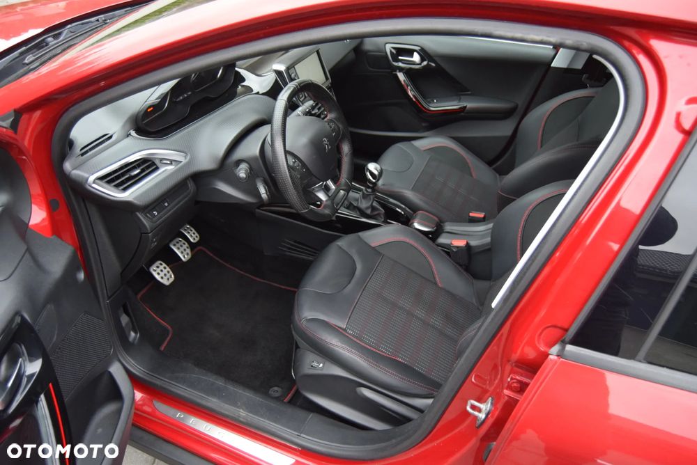 Peugeot 2008 PureTech 130 Stop&Start GT-Line Edition - 7