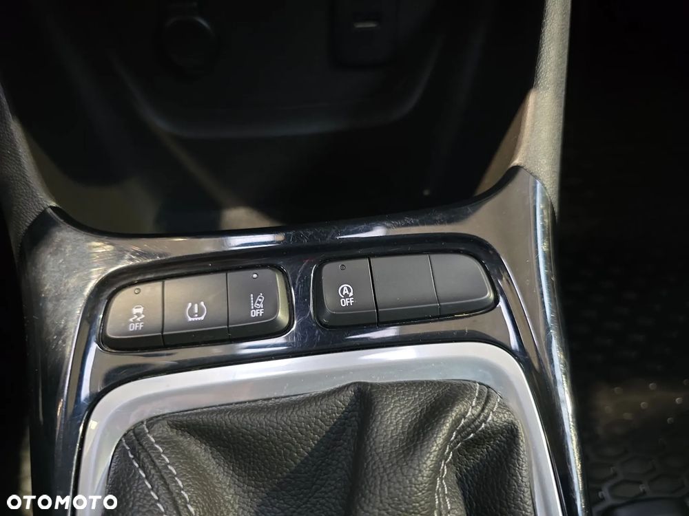 Opel Crossland X - 26