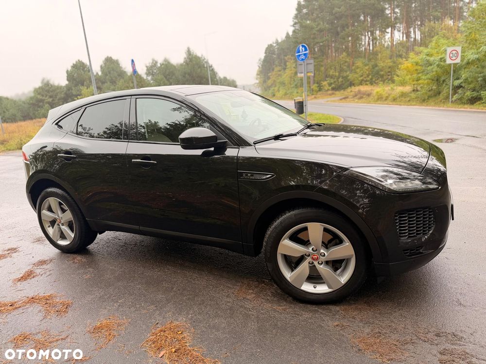 Jaguar E-Pace 2018 photo 5